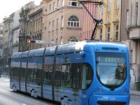 Tramvaj (ZET) TMK 2200. Niskopodni tramvaj konzorcija Crotram. Isporučeni u dvije serije po 70 vozila